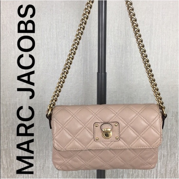 Marc Jacobs Handbags - ⭐️ MARC JACOBS LOVELY CROSSBODY 💯AUTHENTIC